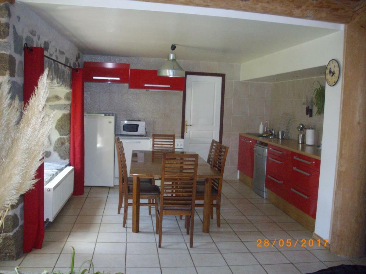 Maison Mouilhade Chaspuzac Екстериор снимка
