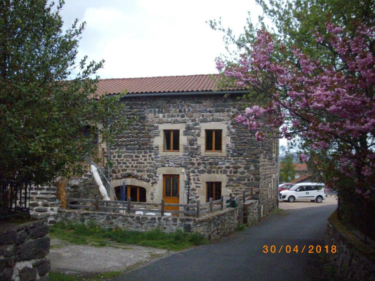 Maison Mouilhade Chaspuzac Екстериор снимка